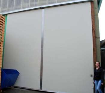 16' x11' factory door made with 6mm Luan Plywood Skins