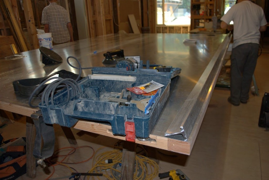 T Molding Edge Banding Nonwarping patented wooden pivot door