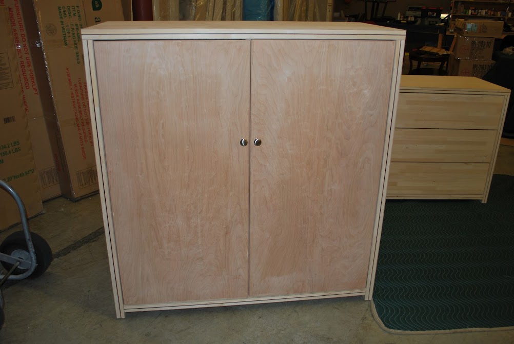 Sing Core Lightweight Eco Friendly Natural Wood 2 Door Tv Cabinet