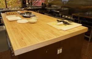 sing-wood-eco-friendly-butcher-block-table-top