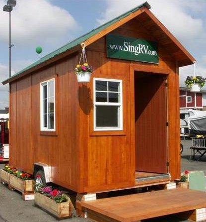 Tiny House made with lightweight high strength reinforced structrual insulated panels RSIPs