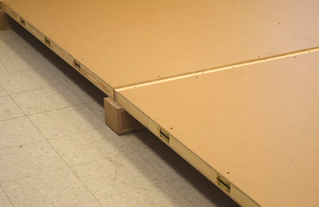 raised floor interlocking flooring temporary flooring sing floor systems Nonwarping patented