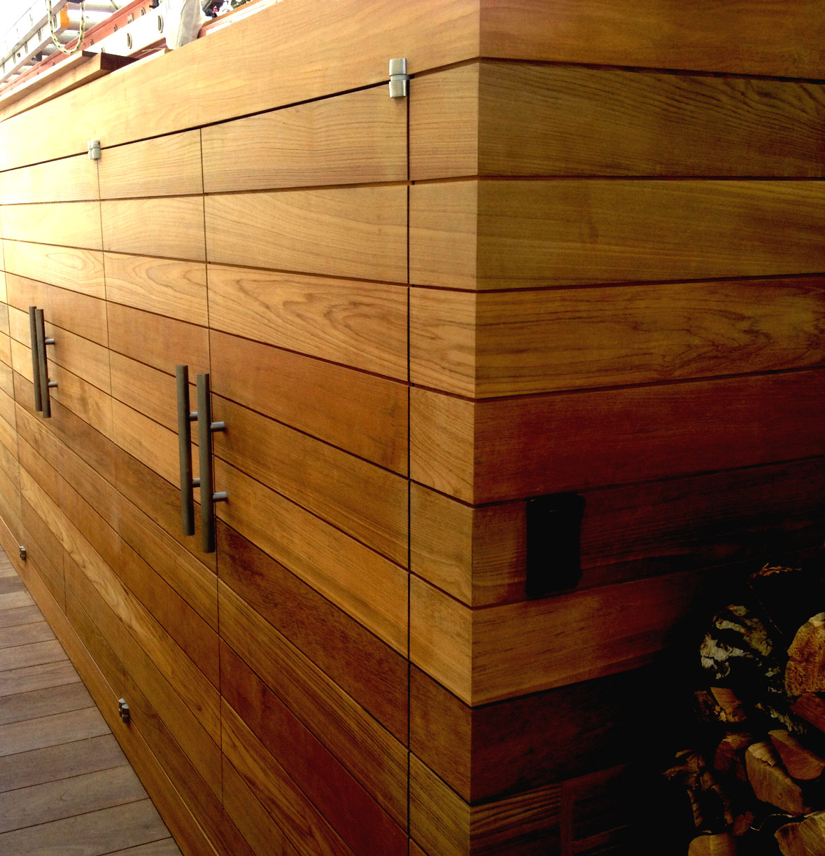 Beautiful Wood Stave Hinge Pivot Door
