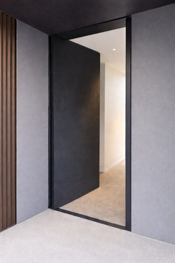 4x9-aluminum-pivot-door